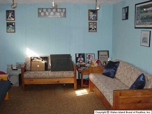 5th image of 32 Sunfield Ave