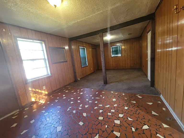 1483 Boxwood St — Photo 8