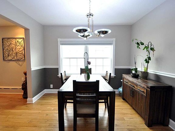 5th image of 26007 E Williston Ave