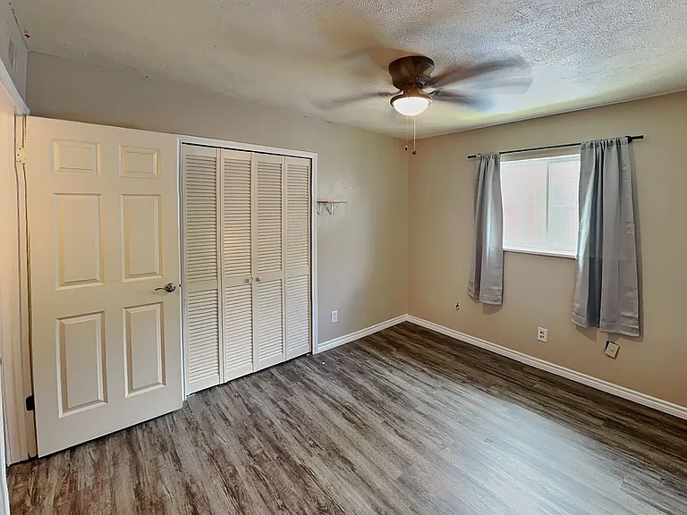 1240 Whittenburg Dr — Photo 11