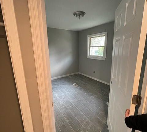 5th image of 9342 Donerail Way