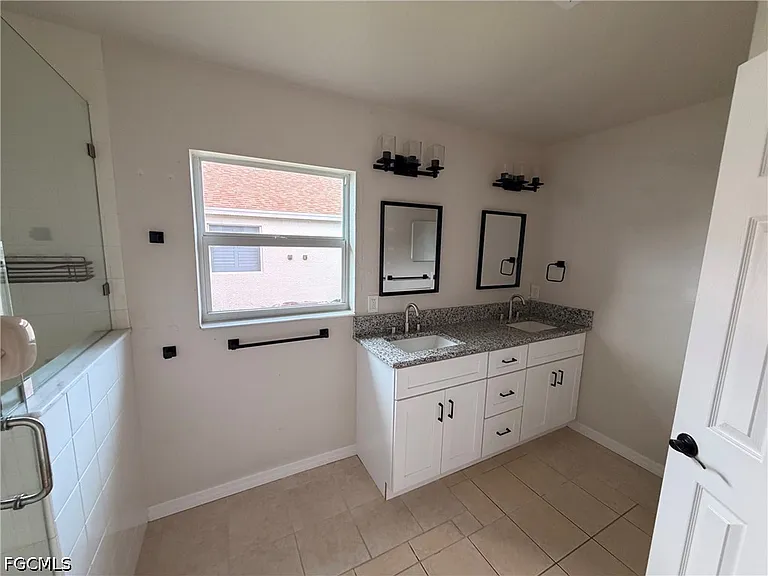 403 SW 30th Ave — Photo 6