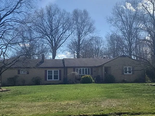 3915 Edenrock Ave, Canfield, OH 44406