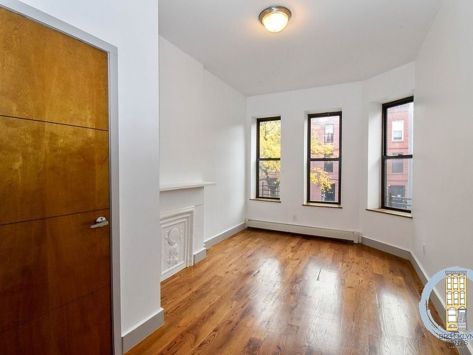 1st image of 565 Chauncey St #2AA