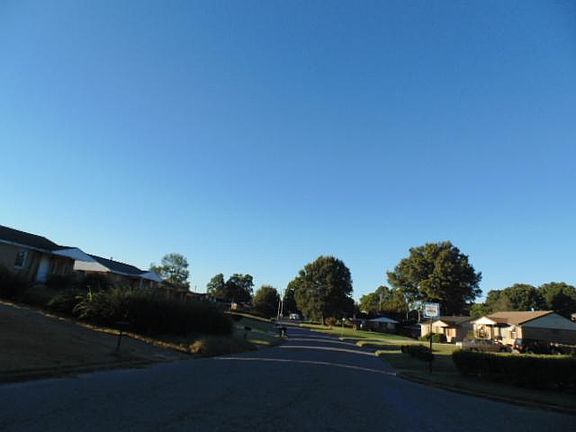 5th image of 400 Argo Ave