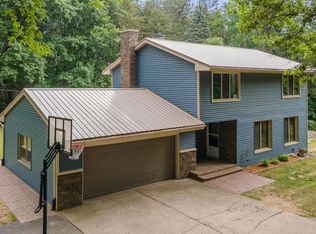 1875 Bird Rd, Ortonville, MI 48462