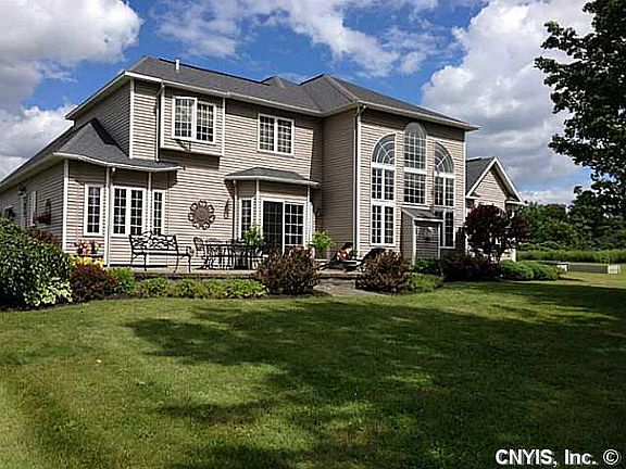 3rd image of 7219 Chadwick Cir