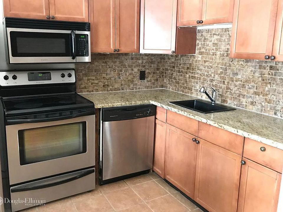 1st image of 5-49 51st Ave #2