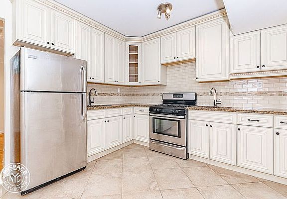 2nd image of 275 Classon Ave #4H