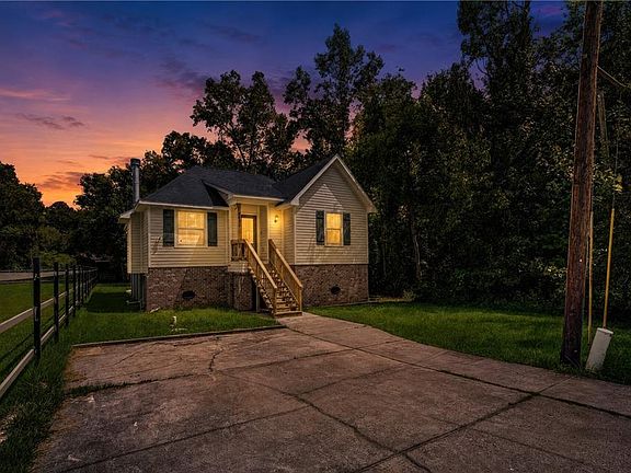 5th image of 4390 Gum Dr