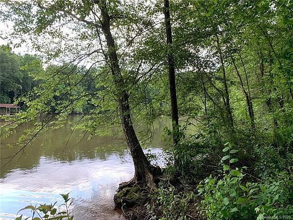 2nd image of 123 High Shoals Ln #19