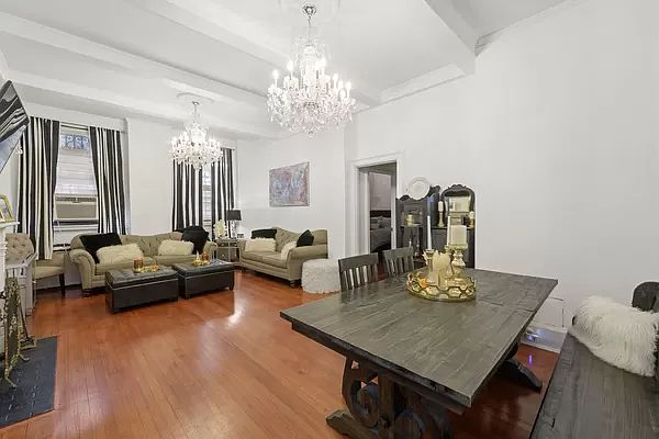 1st image of 212 E 48th St APT 1C