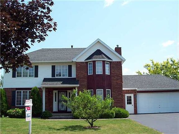 3rd image of 107 Queensland Dr