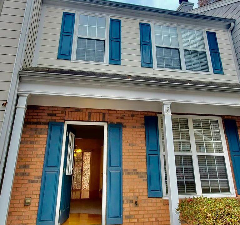 Entrance with 2 car drive-way