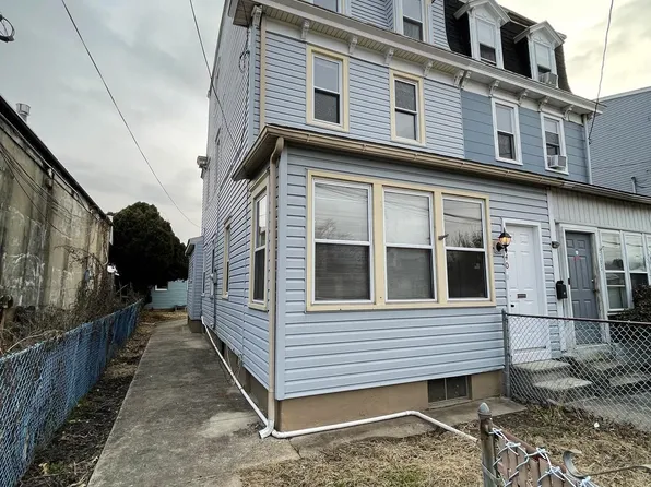 840 Columbus Rd, Burlington, NJ 08016