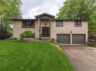 2312 Loris Dr, Dayton, OH 45449