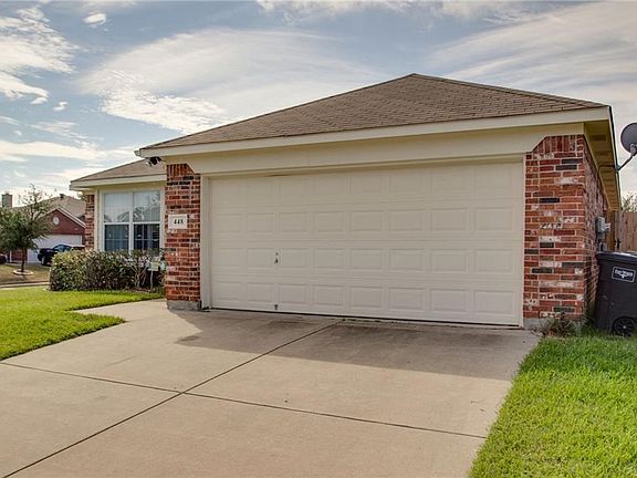 3rd image of 448 Shadow Grass Ave