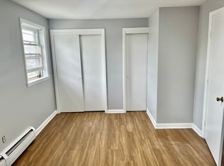 15 Fairfax Ave APT B1, West Hartford, CT 06119