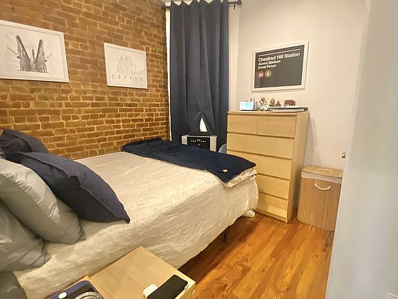 4th image of 509 E 81st St APT 4