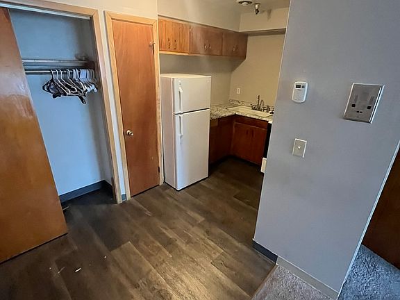 3rd image of 17745 Lakeshore Blvd #18007305