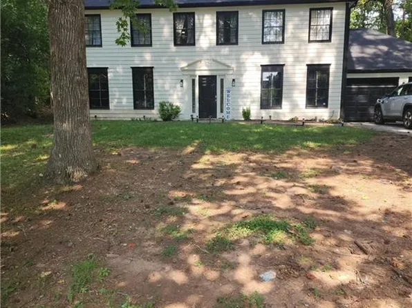 5052 Wind Point, Stone Mountain, GA 30088