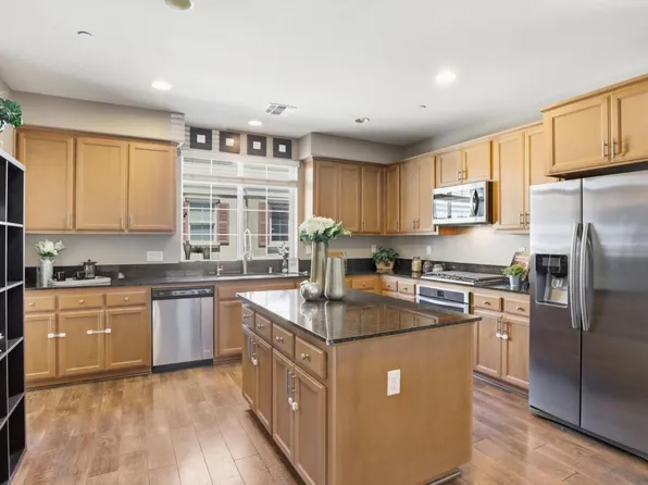 57 Regency Pl, Hayward, CA 94544