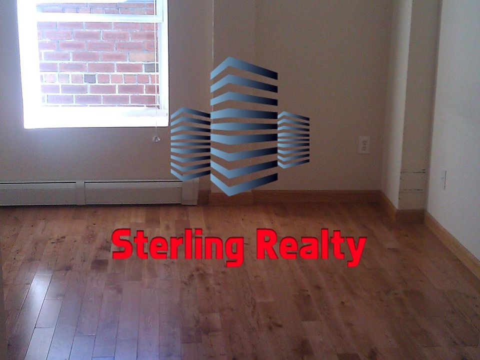 1st image of 2850 47th St