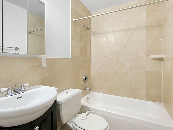 5th image of 327 Saint Nicholas Ave #4GG