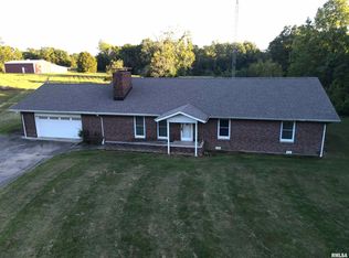 19143 E Fairfield Rd, Mount Vernon, IL 62864