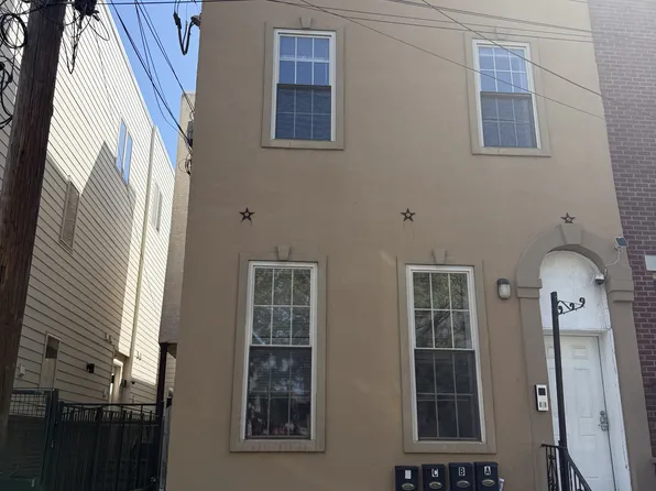 1325 N Franklin St APT D, Philadelphia, PA 19122