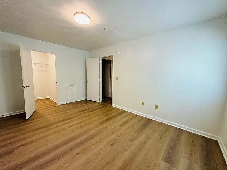 927AB - 410 Houston St. - DM — Photo 82