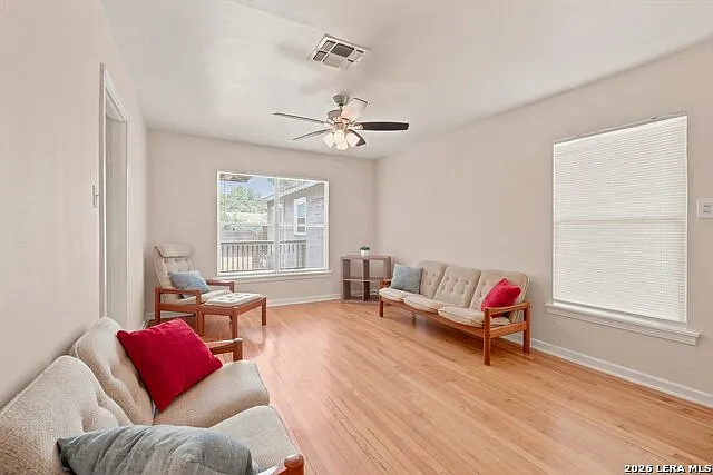 1503 Donaldson Ave — Photo 7