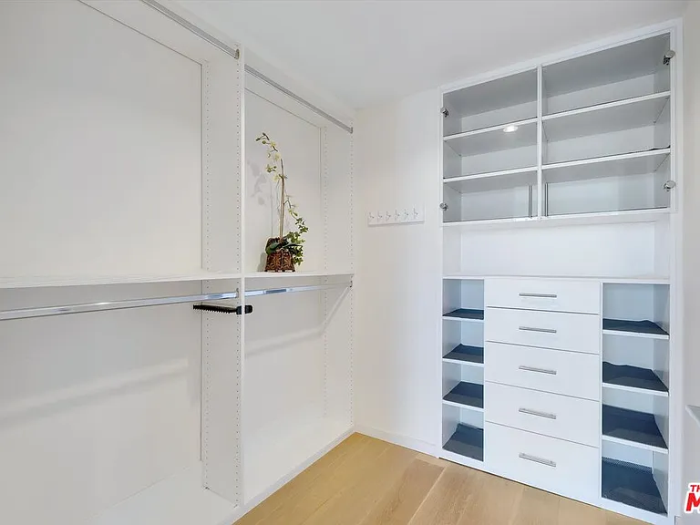 1705 Ocean Ave #502 — Photo 26