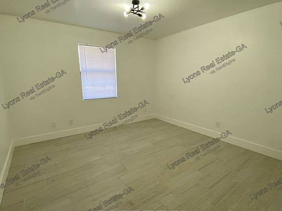 2nd image of 1028 S Gordon Ave