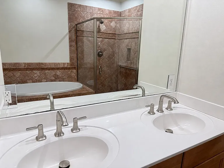 421 Spring St #103 — Photo 13