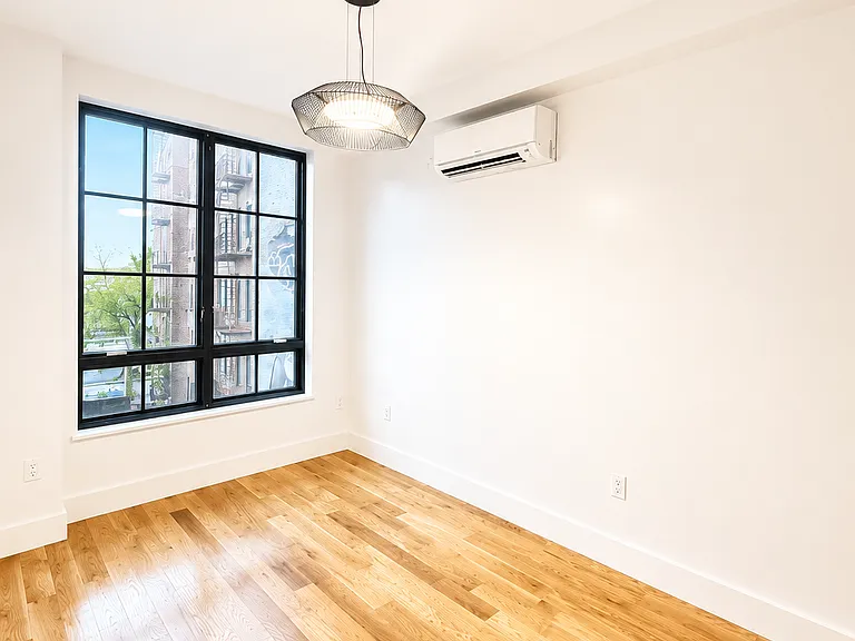 226 E 122nd St #2A — Photo 6