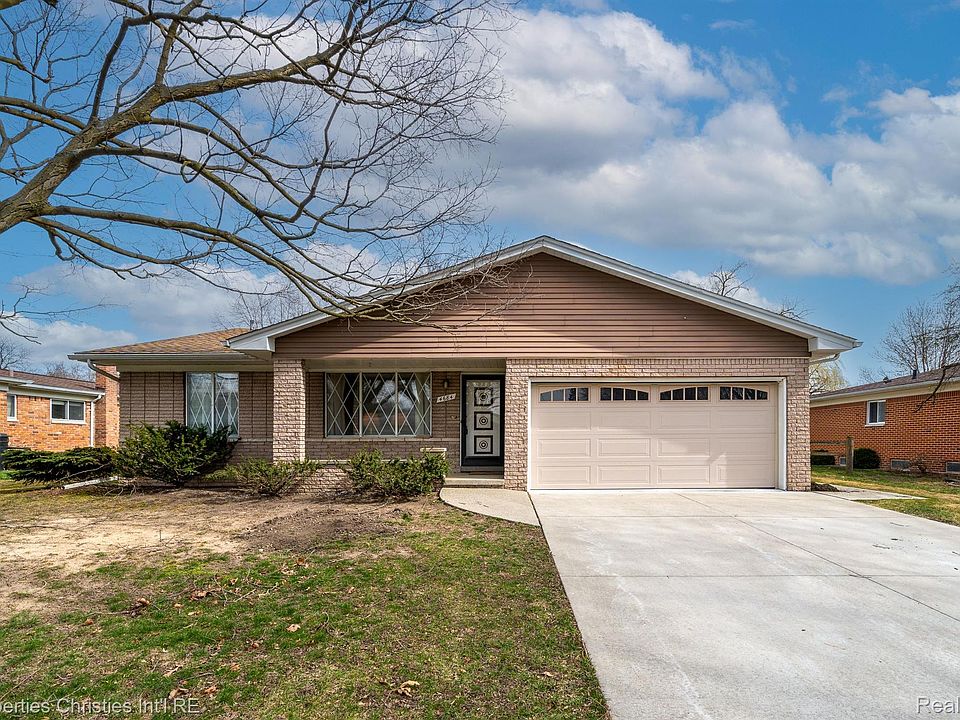 1st image of 4684 Chapel Dr