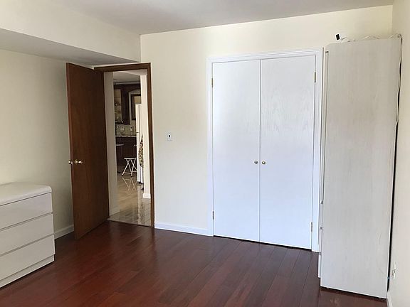 5th image of 41 Westmoreland Pl #1