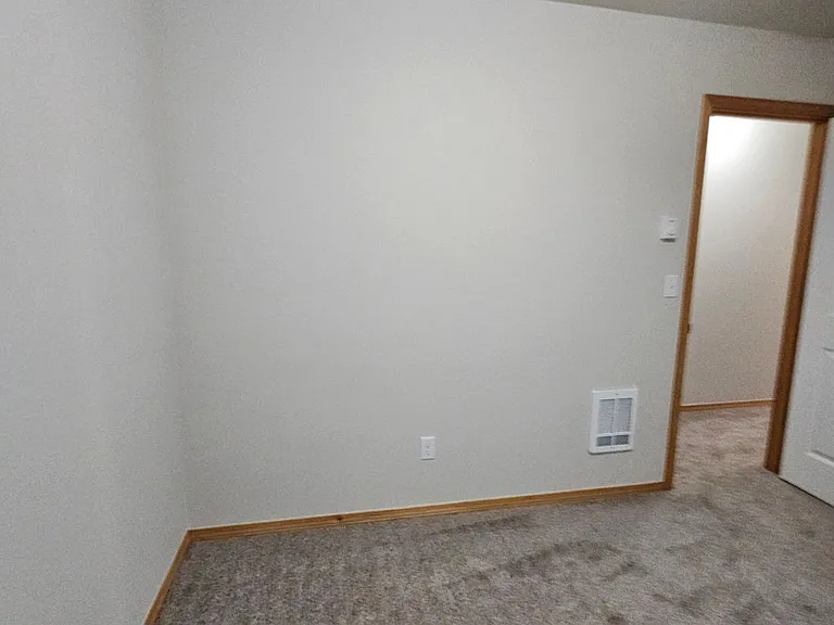 435 NE Inspiration St — Photo 30