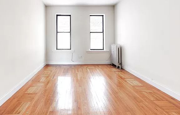 2nd image of 4848 Broadway #2