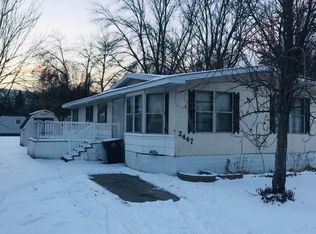 2447 Estabrook Dr, Grand Forks, ND 58201