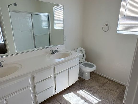 4th image of 14994 Delaware St