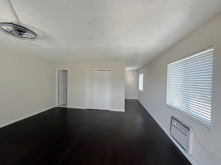 Villas of Boynton Beach — Photo 3