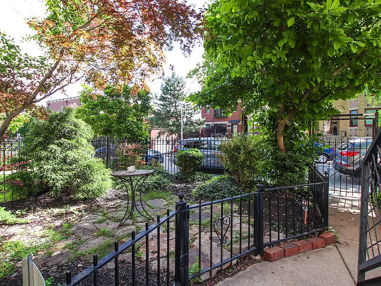 814 S Bell Ave #G — Photo 2