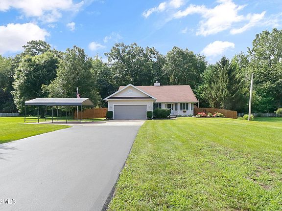 2nd image of 9125 Garden Rd