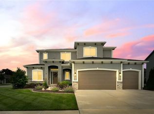 144 SE Riley St, Blue Springs, MO 64064