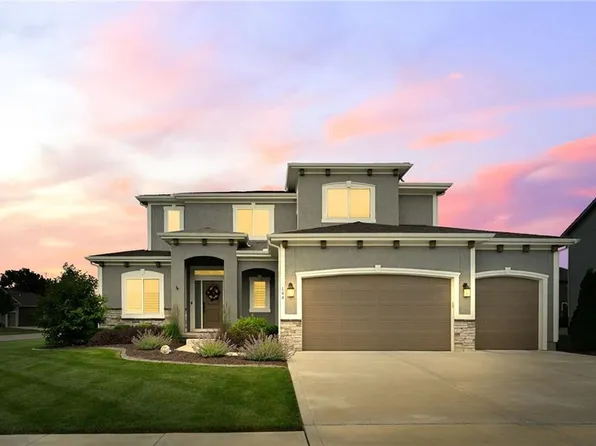 144 SE Riley St, Blue Springs, MO 64064