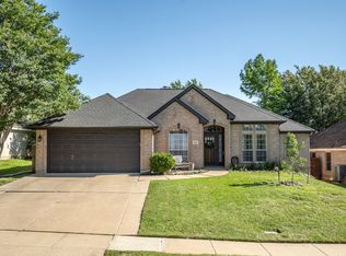 2103 Melissa Diane St, Mansfield, TX 76063