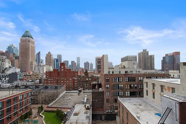 Sold by Corcoran | media 4