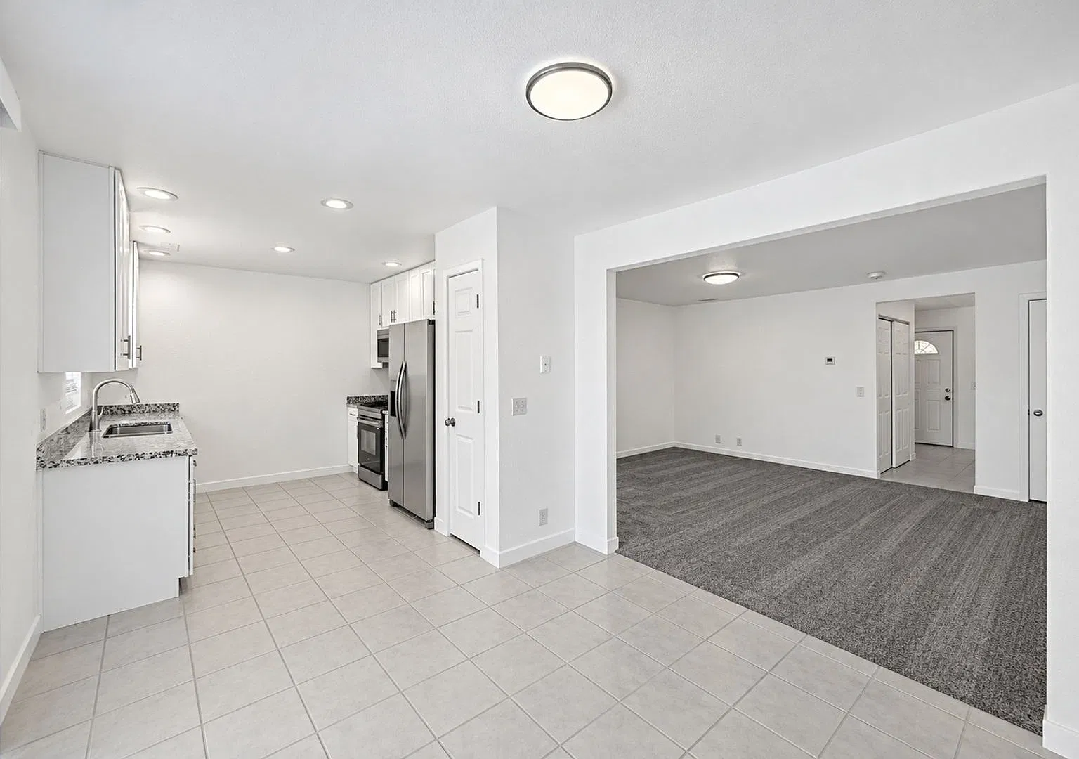 Charming 3BR House in Denver — Photo 3